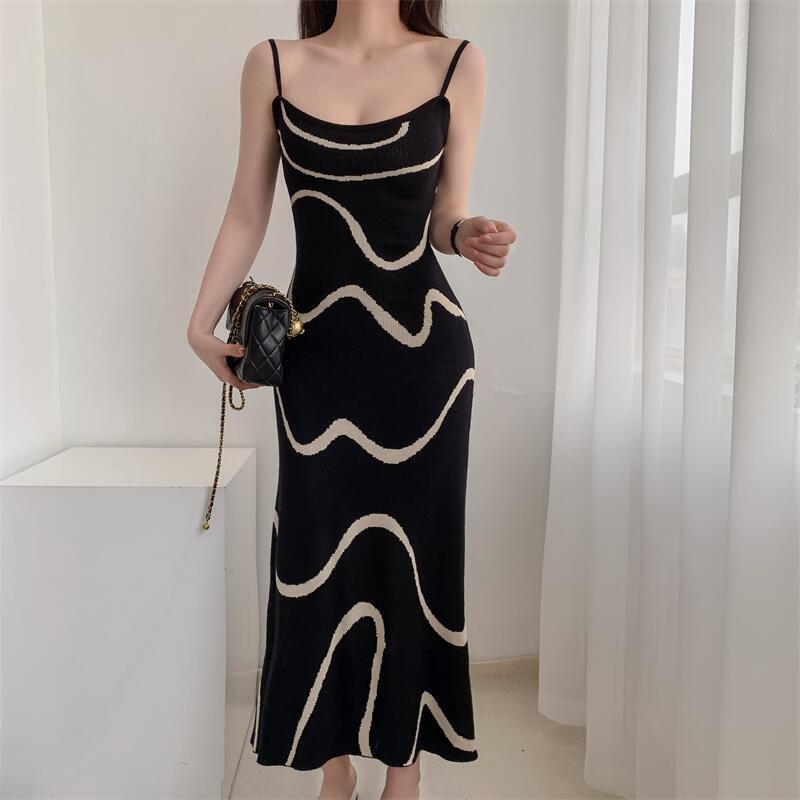 Summer New Suspender Knitted Dress Wave Pattern Gentle Casual Mid-length